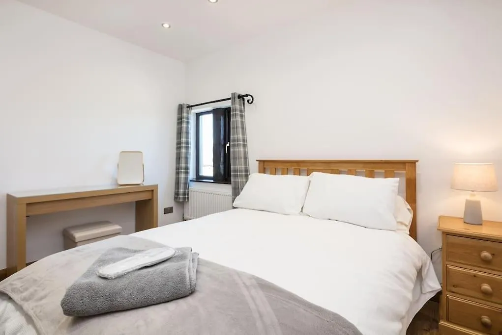 Apartment New Barn Conversion With Private Hot Tub Halifax United Kingdom