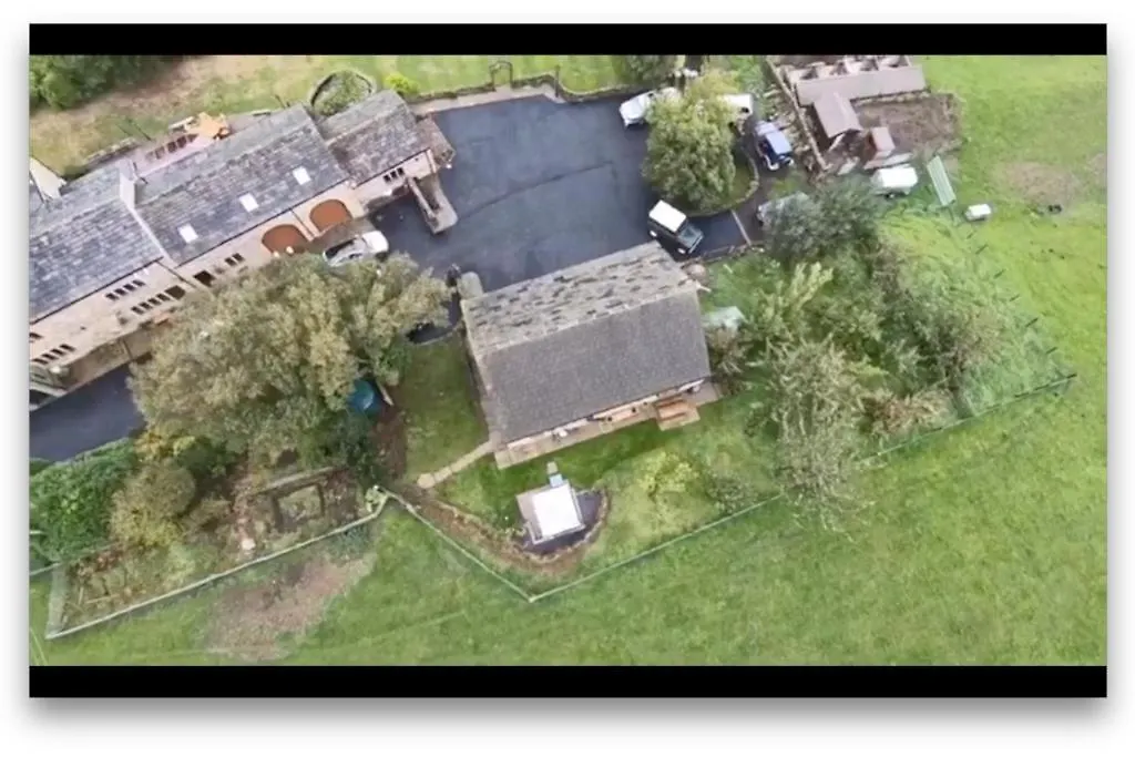 New Barn Conversion With Private Hot Tub Halifax 0*,  United Kingdom